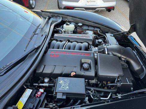 Used 2010 Chevrolet Corvette Coupe w/ Preferred Equipment Group image 40