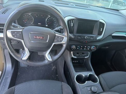 Used 2022 GMC Terrain SLE FWD image 11