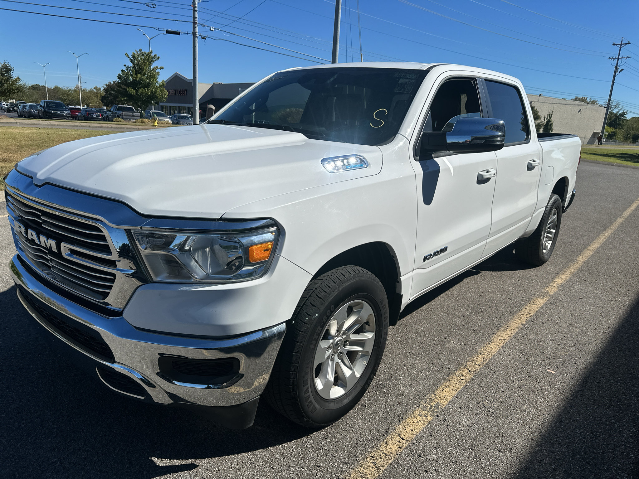 Used 2024 RAM 1500 Laramie RWD image 8