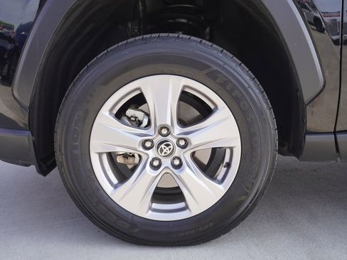 Certified 2025 Toyota RAV4 XLE AWD/4WD image 22