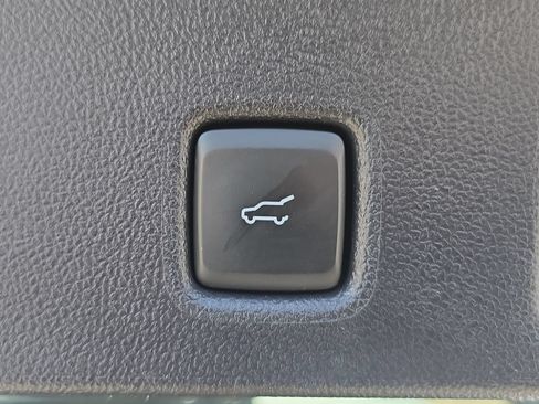 Used 2025 Ford Escape ST-Line w/ Tech Pack #1 FWD image 13