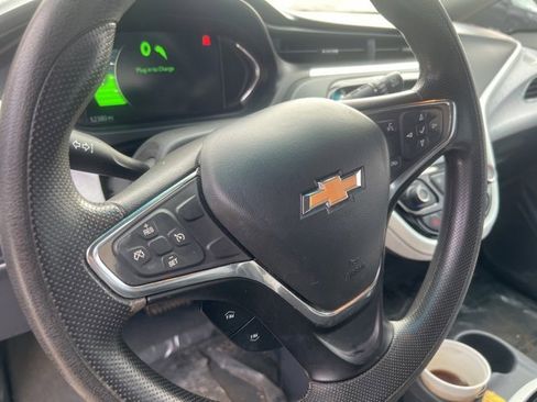 Used 2020 Chevrolet Bolt LT image 7