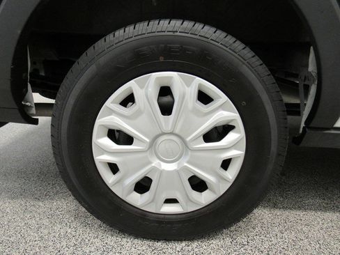 Used 2023 Ford Transit 350 XLT RWD image 14