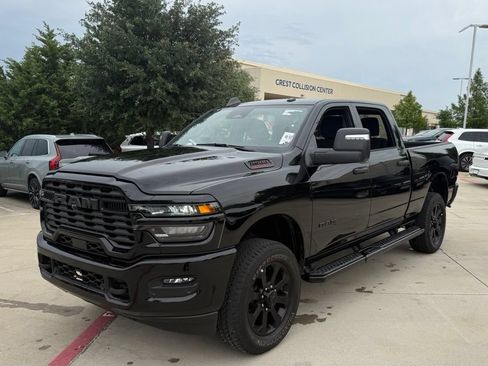 Used 2025 RAM 2500 Big Horn AWD/4WD image 1