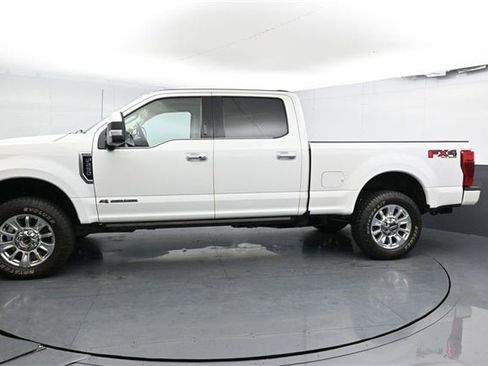 Used 2021 Ford F250 Limited image 9