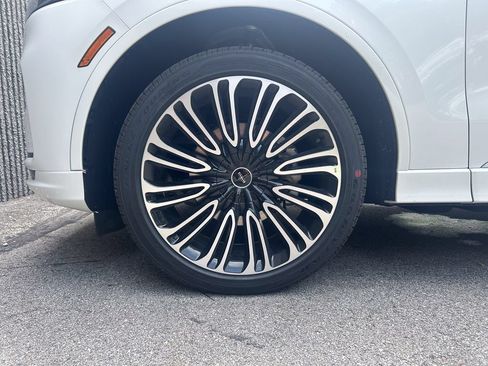 New 2026 Lincoln Aviator Black Label w/ Dynamic Handling Package AWD/4WD image 47