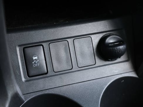 Used 2012 Toyota RAV4 FWD image 18