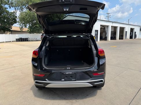 Used 2023 Buick Encore GX Select FWD image 33