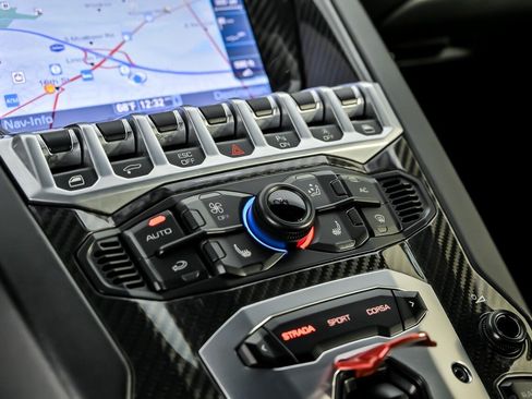Used 2014 Lamborghini Aventador LP 700-4 AWD/4WD image 37