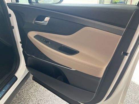 Used 2020 Hyundai Santa Fe Limited w/ Cargo Package image 39