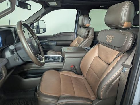 Used 2025 Ford F450 King Ranch w/ Chrome Package image 12