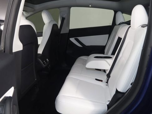 Used 2022 Tesla Model Y Performance image 47