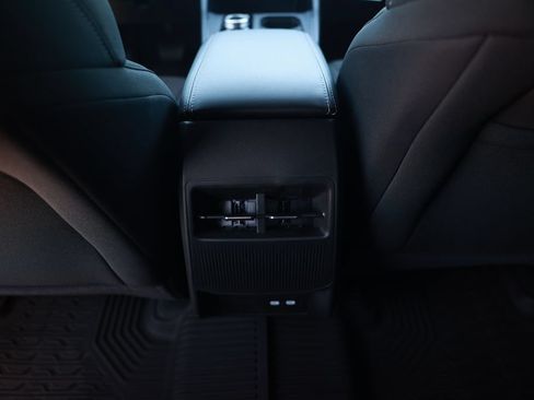 New 2026 Jeep Cherokee Laredo AWD/4WD image 28