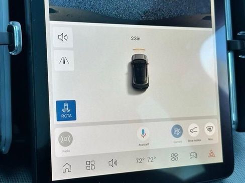 New 2026 Volvo EX30 Plus w/ Protection Package Premier image 14