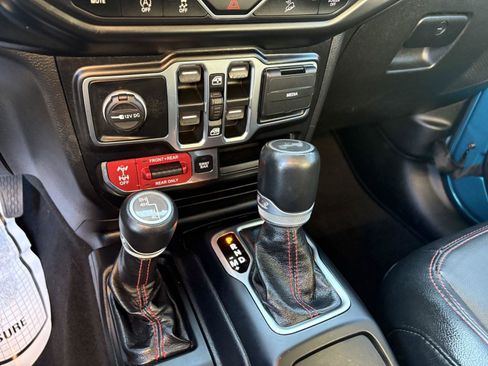 Used 2020 Jeep Wrangler Unlimited Rubicon image 15