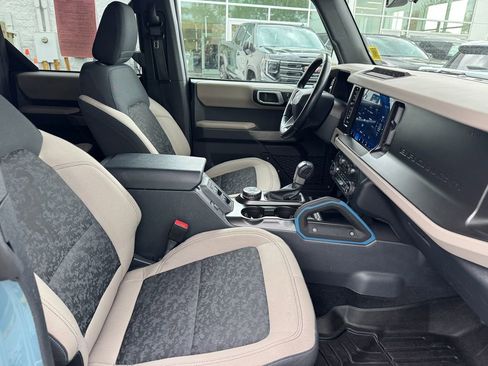 Used 2021 Ford Bronco Wildtrak AWD/4WD image 30