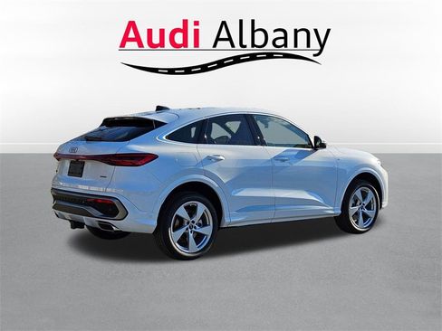 New 2025 Audi Q5 Premium Plus image 4