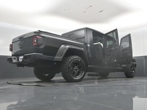Used 2024 Jeep Gladiator Sport AWD/4WD image 58