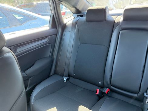 Used 2025 Honda Civic Sport image 37