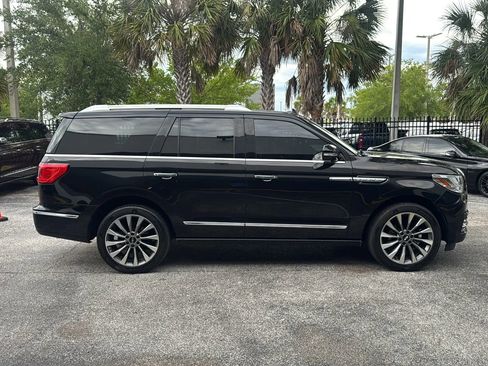 Used 2019 Lincoln Navigator Select RWD image 6