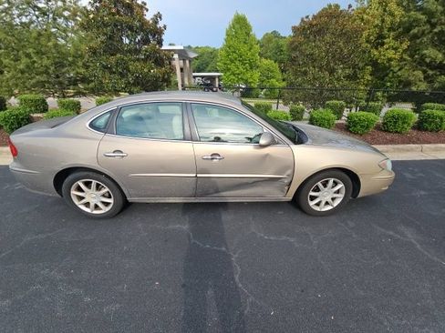 Used 2006 Buick LaCrosse CXS FWD image 9