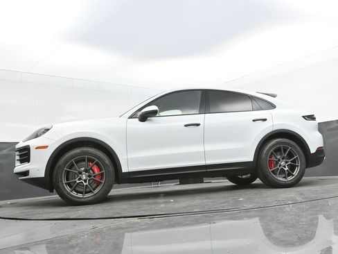 New 2025 Porsche Cayenne S image 33