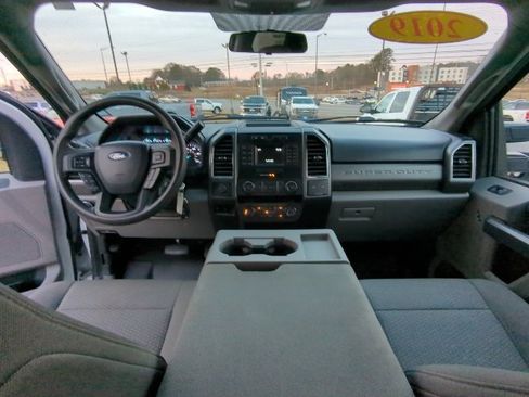 Used 2019 Ford F250 XLT image 16