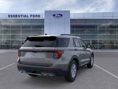 New 2025 Ford Explorer Active w/ Active Comfort Package image 8