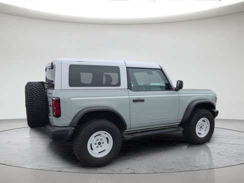 Used 2024 Ford Bronco Heritage Edition AWD/4WD image 6