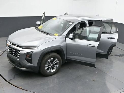 Used 2025 Chevrolet Equinox LT AWD/4WD image 41