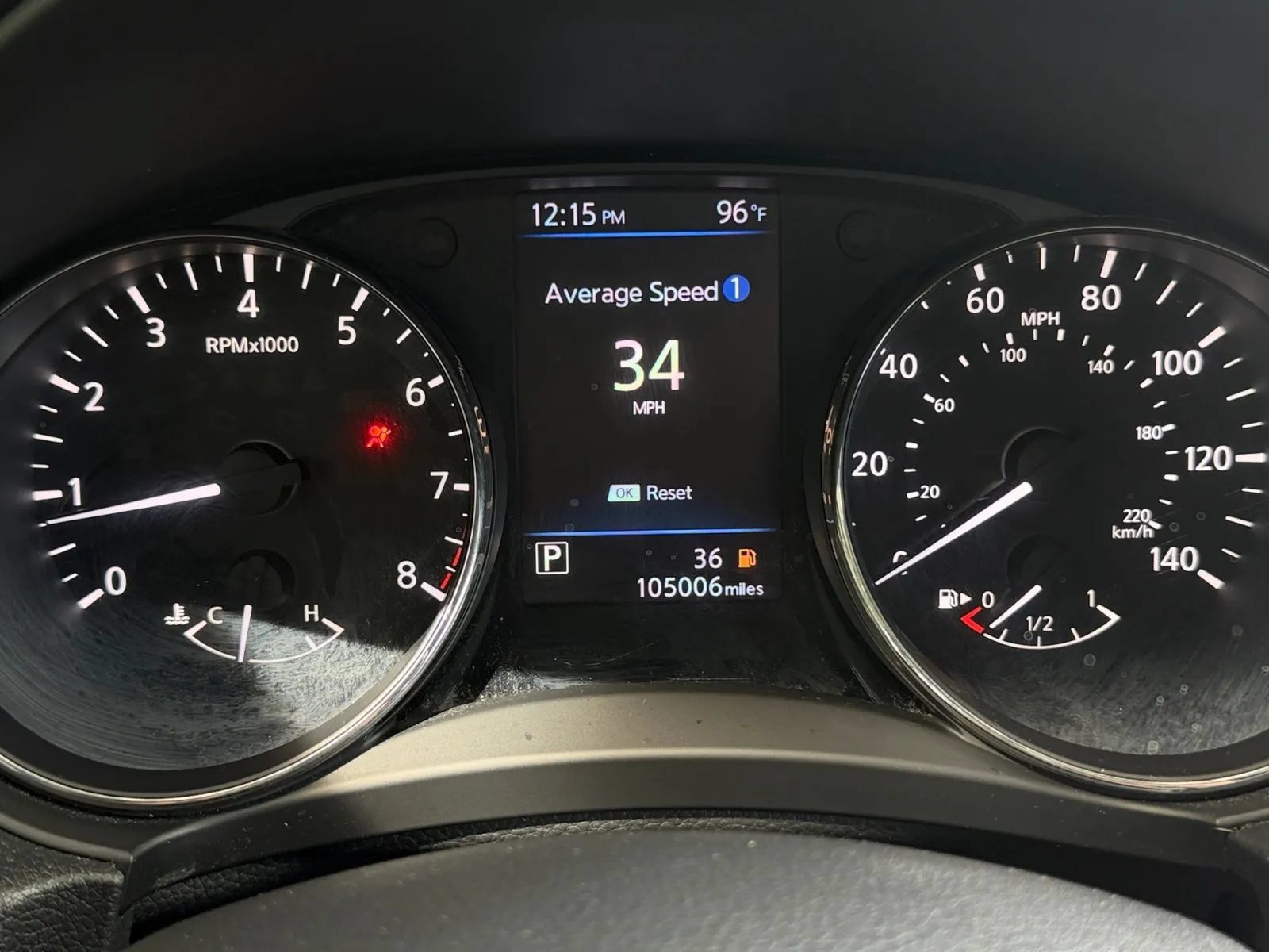 Used 2018 Nissan Rogue SV w/ Premium Package FWD image 16
