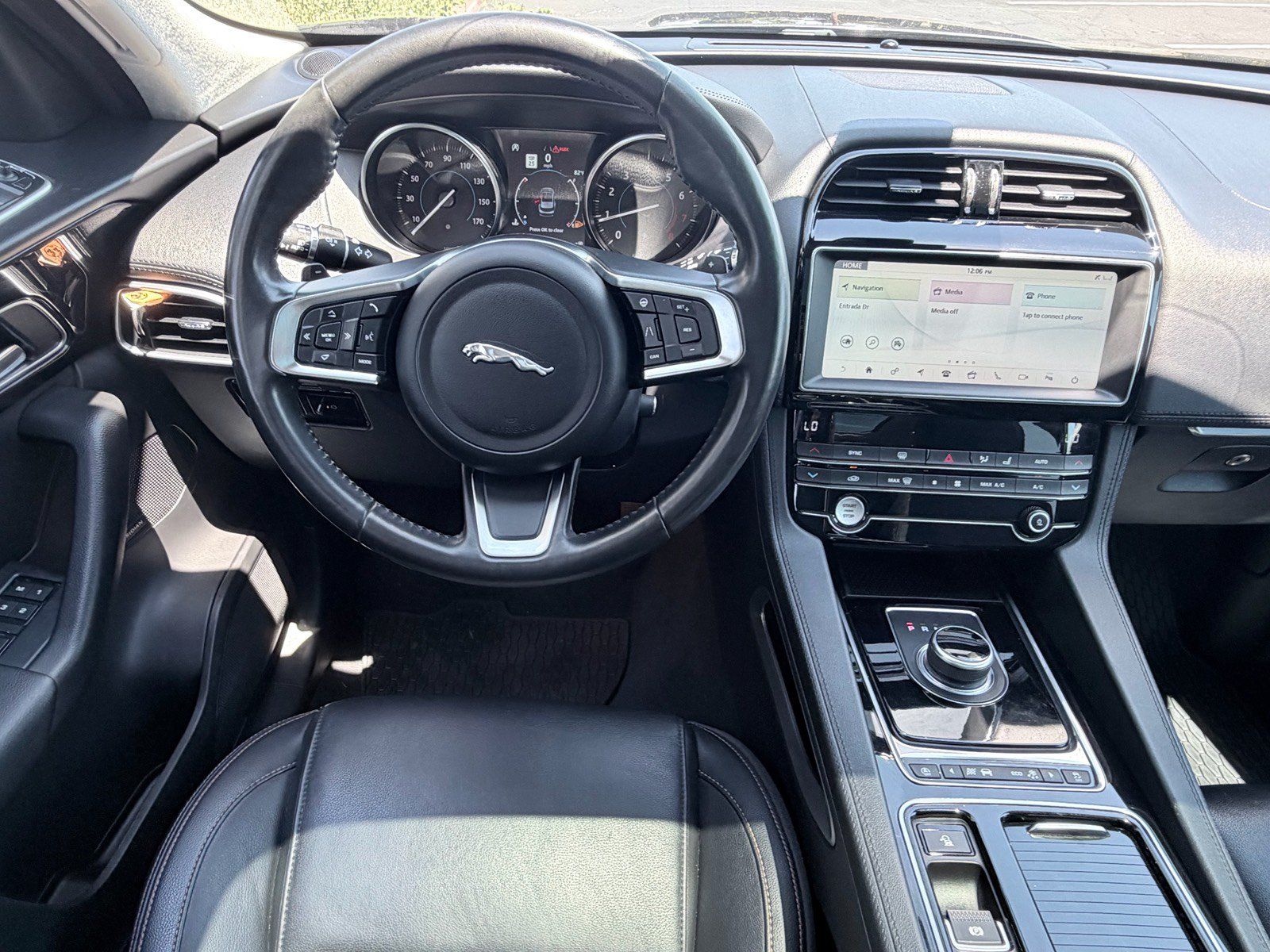 Used 2020 Jaguar F-PACE Prestige AWD/4WD image 10