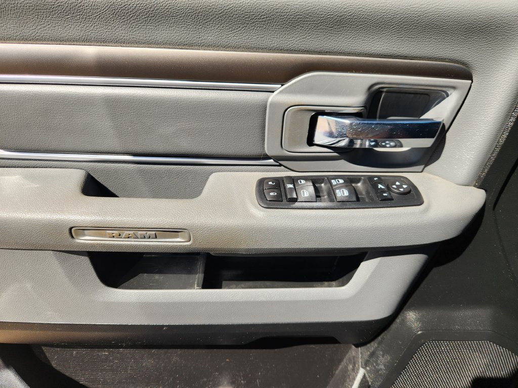 Used 2018 RAM 1500 Lone Star AWD/4WD image 23