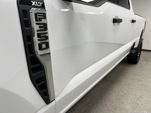 Used 2023 Ford F350 XLT image 15