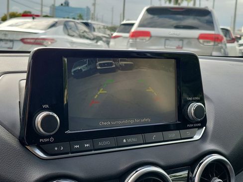 Certified 2021 Nissan Sentra S image 30