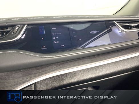 Used 2022 Jeep Grand Cherokee Limited 4xe w/ Luxury Tech Group II image 33