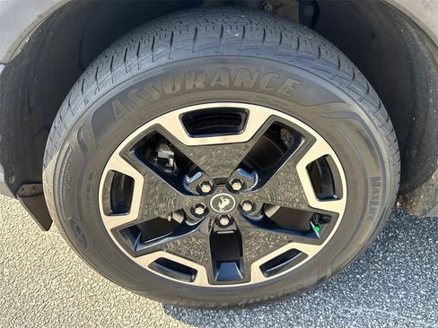 Used 2021 Ford Bronco Sport Outer Banks image 11