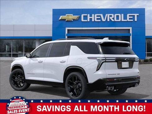 New 2026 Chevrolet Traverse RS w/ LPO, Floor Liner Package image 3