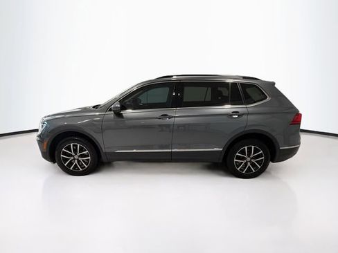 Used 2021 Volkswagen Tiguan SE AWD/4WD image 4