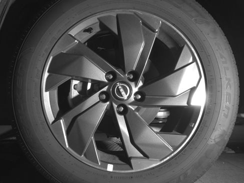 Used 2025 Nissan Rogue SV image 12