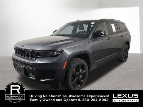 Used 2023 Jeep Grand Cherokee L Laredo AWD/4WD image 1