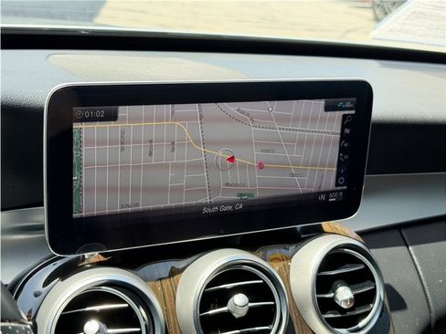 Used 2019 Mercedes-Benz C 300 Sedan image 47