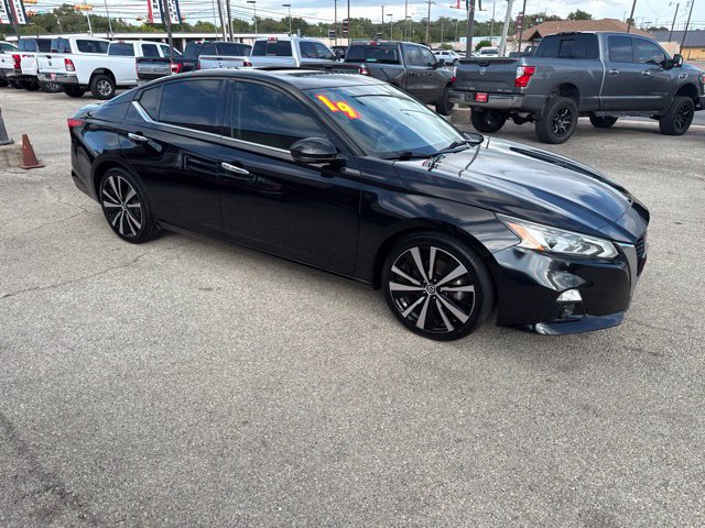 Used 2019 Nissan Altima 2.5 Platinum FWD image 3