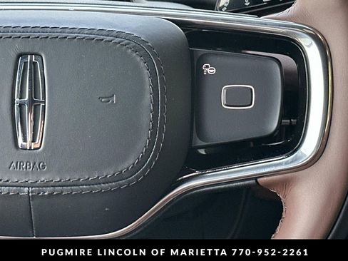 New 2026 Lincoln Navigator Reserve AWD/4WD image 27