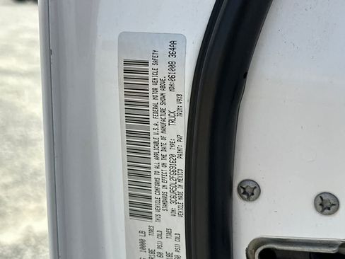 Used 2015 RAM 2500 SLT AWD/4WD image 36