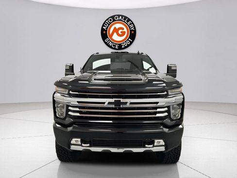 Used 2021 Chevrolet Silverado 2500 High Country w/ Safety Package II AWD/4WD image 8