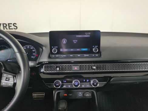 Used 2023 Honda Civic Sport image 18