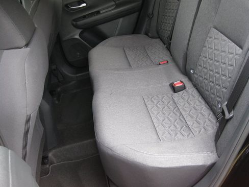 Used 2025 Nissan Kicks SV image 23