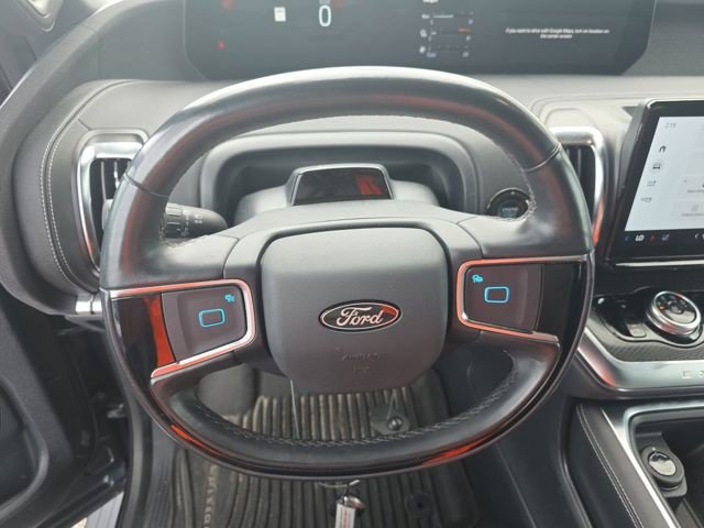 Used 2025 Ford Expedition Max Platinum w/ Stealth Appearance Package AWD/4WD image 11