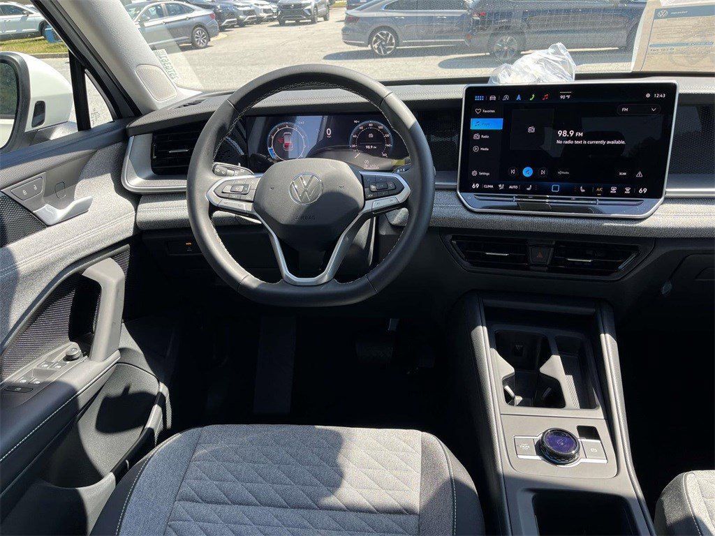 Certified 2025 Volkswagen Tiguan S FWD image 15